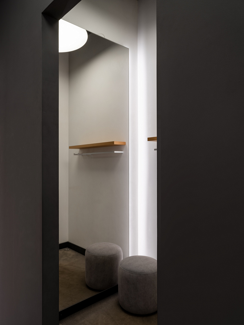 Grande Boutique SPACE-примерочные-4